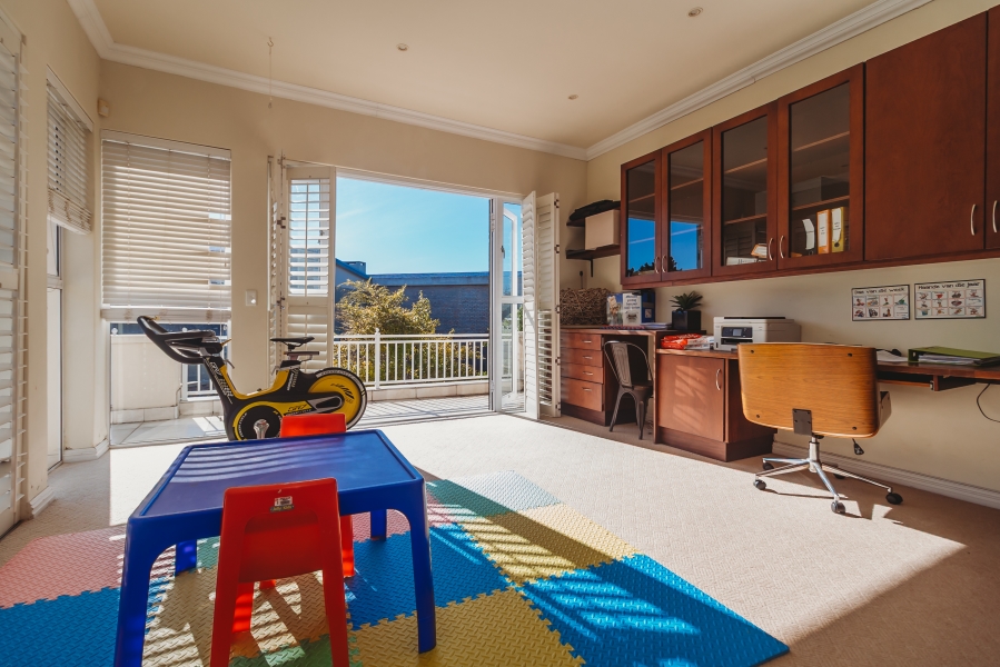 4 Bedroom Property for Sale in King George Park Western Cape